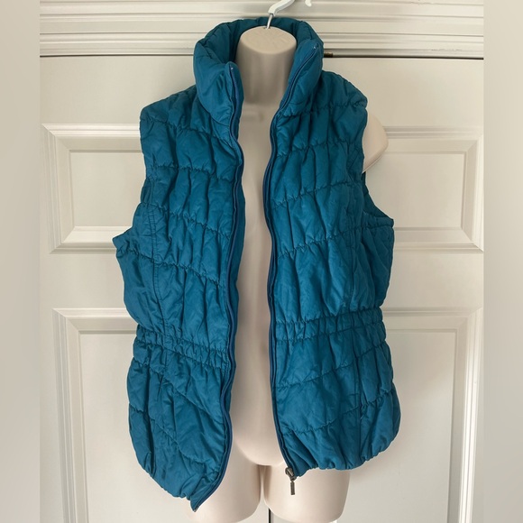 Coldwater Creek Turquoise Quilted Puffer Vest Size Large (14) - Picture 2 of 15